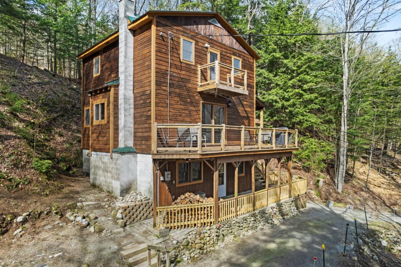 River Road Treehouse Retreat Warrensburg Экстерьер фото